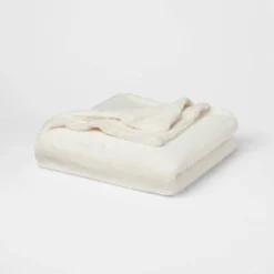 60"x80" Lush Faux Fur Bed Throw - Threshold™ 10 60"x80" Lush Faux Fur Bed Throw - Threshold™ -Decor House GUEST 401c2e9f a562 421f acb7 fd63e63d92e4