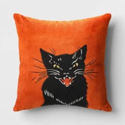 Fierce Cat Applique Cotton Velvet Square Halloween Throw Pillow - Threshold™ -Decor House GUEST 5426fcb6 46c0 47d1 b6fc b5526f44bb40