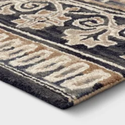 Floral Belfast Tufted Rug - Threshold -Decor House GUEST bbf062c4 13f0 4c61 ba8d cd2d88ea88fa