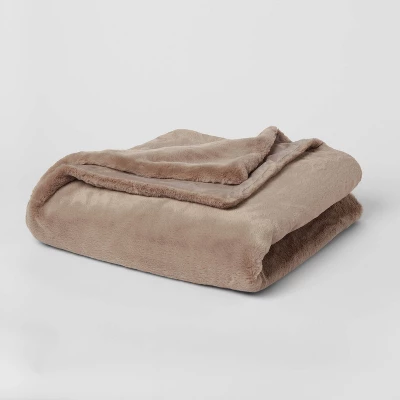 60"x80" Lush Faux Fur Bed Throw - Threshold™ 5 60"x80" Lush Faux Fur Bed Throw - Threshold™ - Image 3
