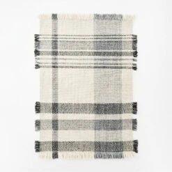 Laurelhurst Indoor/Outdoor Plaid Rug Black/White - Threshold™ Designed With Studio McGee -Decor House GUEST f44c5e5d 51f2 4640 8c5a e9280099a73d